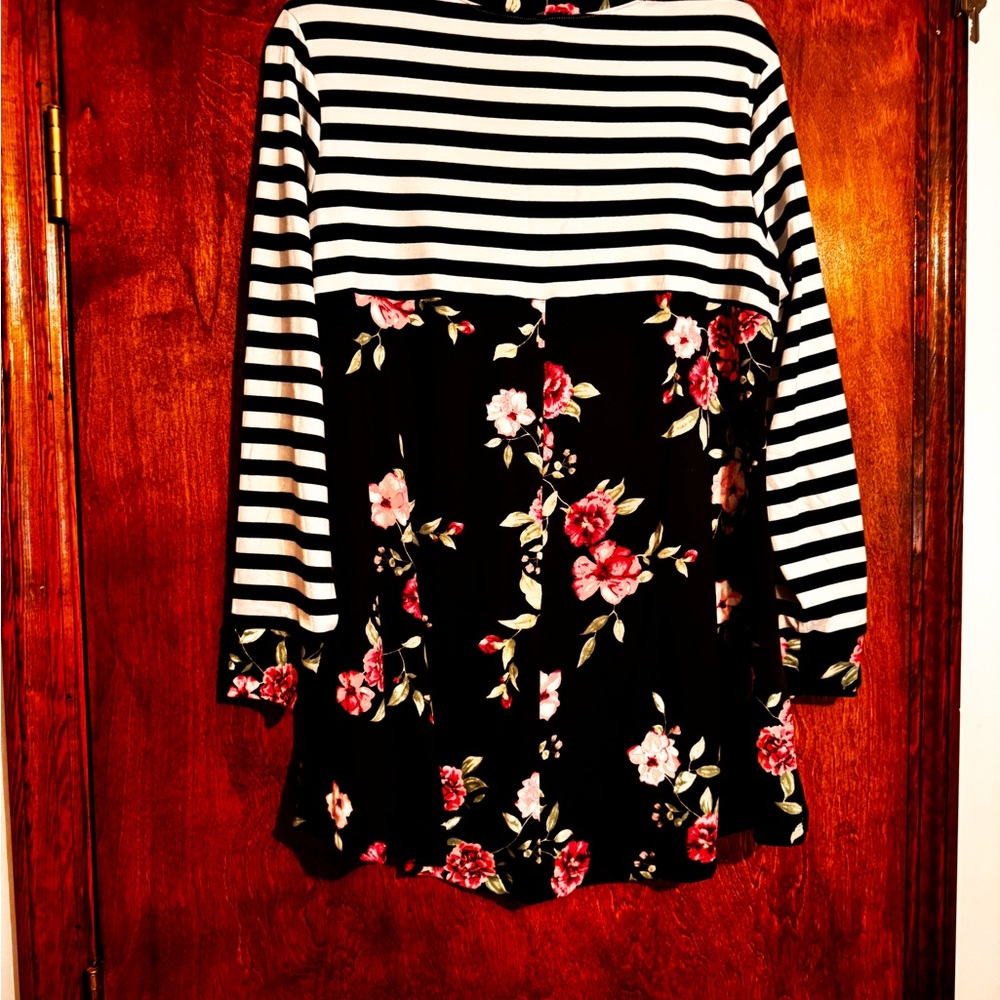 Striped and Floral Long Sleeve Top - Picture 2 of 2